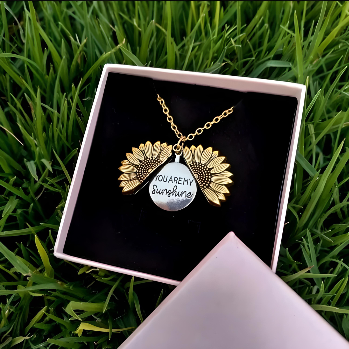 Collar Con Dije De Girasol | Chapa De Oro De 18K | Con Tarjeta y Caja